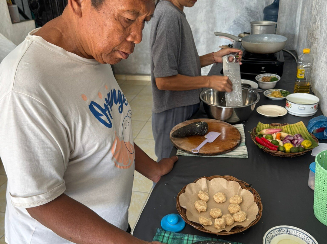 Putu's Cooking Class-罗威那海滩必去景点