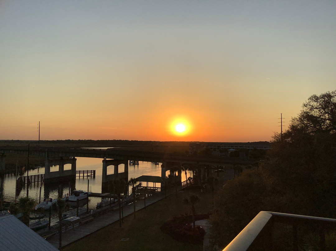 Oaks on the River主图