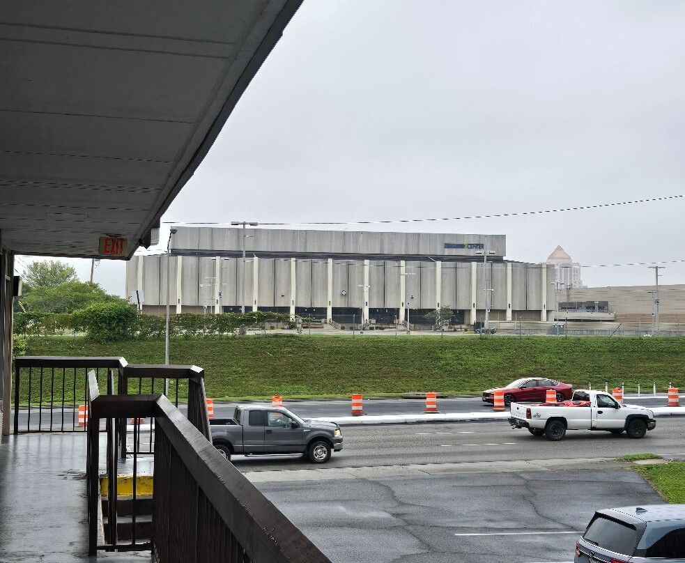 文化中心伊克诺酒店主图