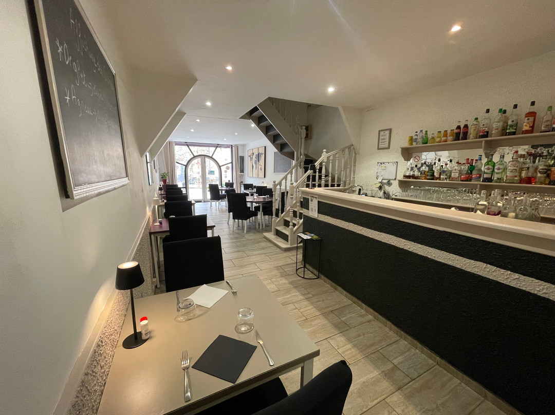 Babeau-Bouldoux餐馆和美食-Le Village