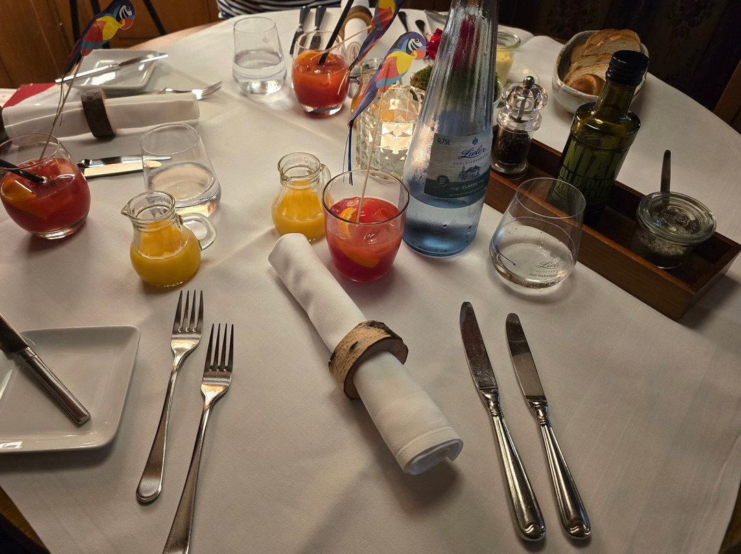 Schwarzwaldgasthof Zum goldenen Engel主图