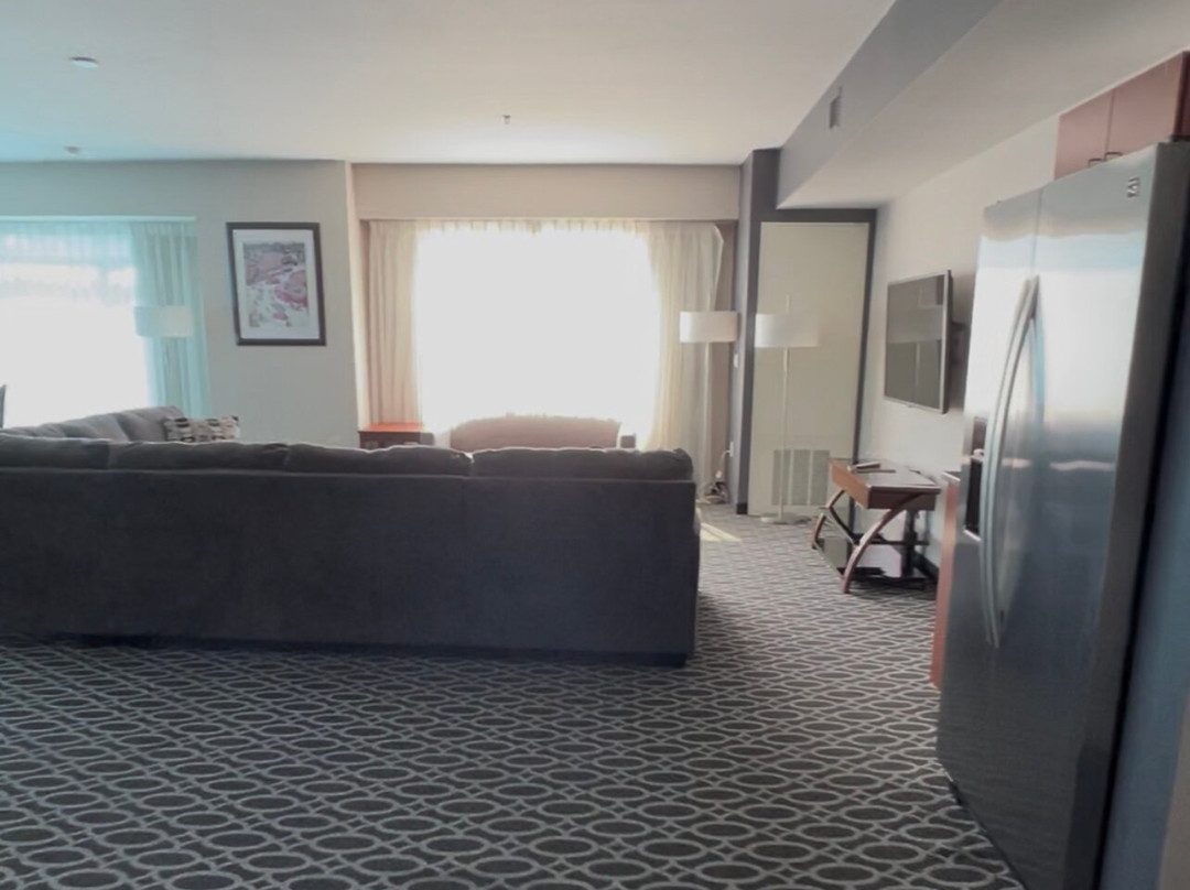 Bluemont Hotel主图