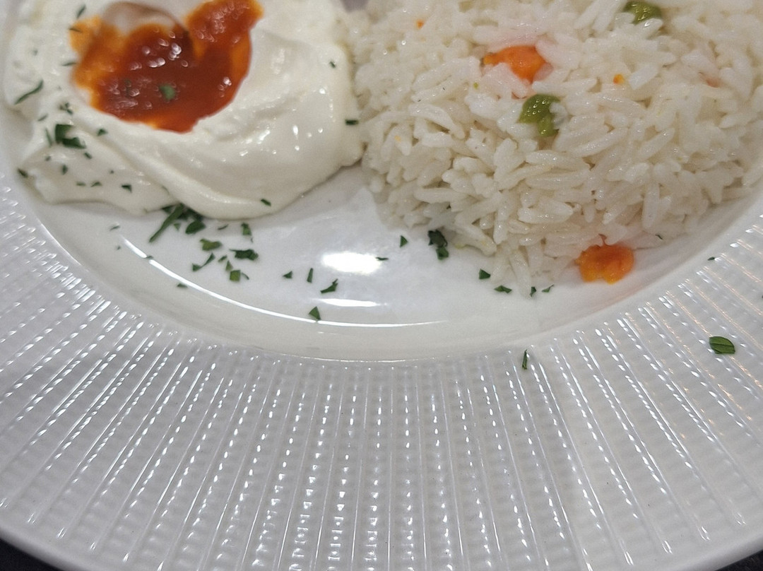 Yali Restaurant And Bar