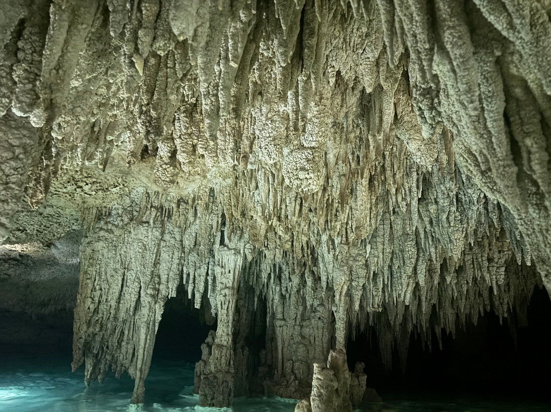 Cavernas Chaaktun-普拉亚德尔卡曼必去景点