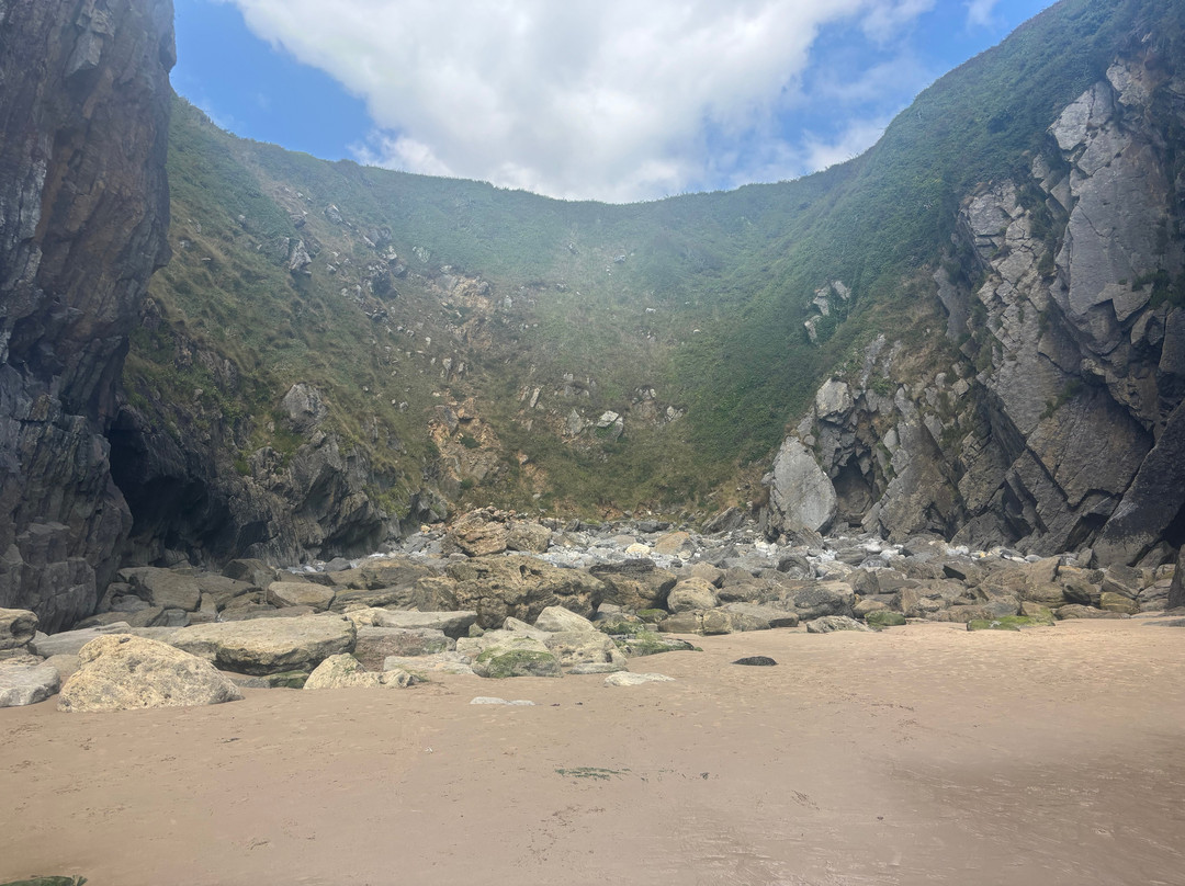 Skrinkle Haven Beach-Manorbier必去景点