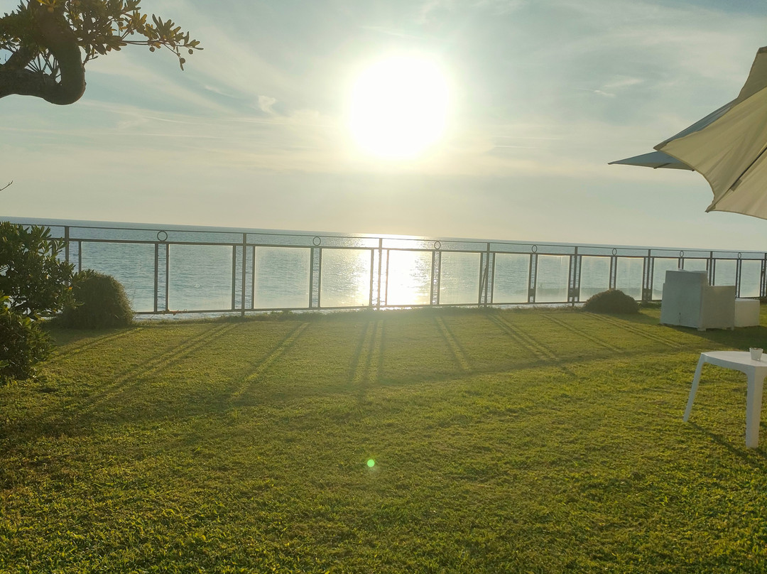 Sunset VIP House主图