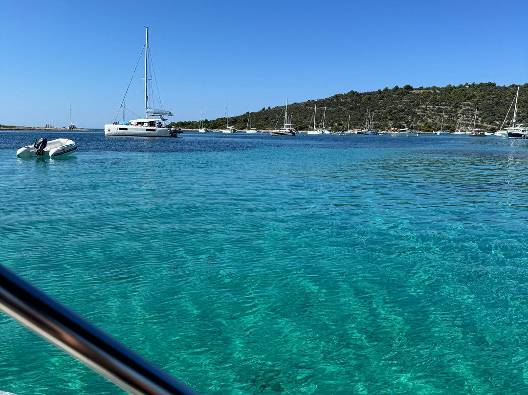 Kaštela Boat Tours-Kastel Kambelovac必去景点