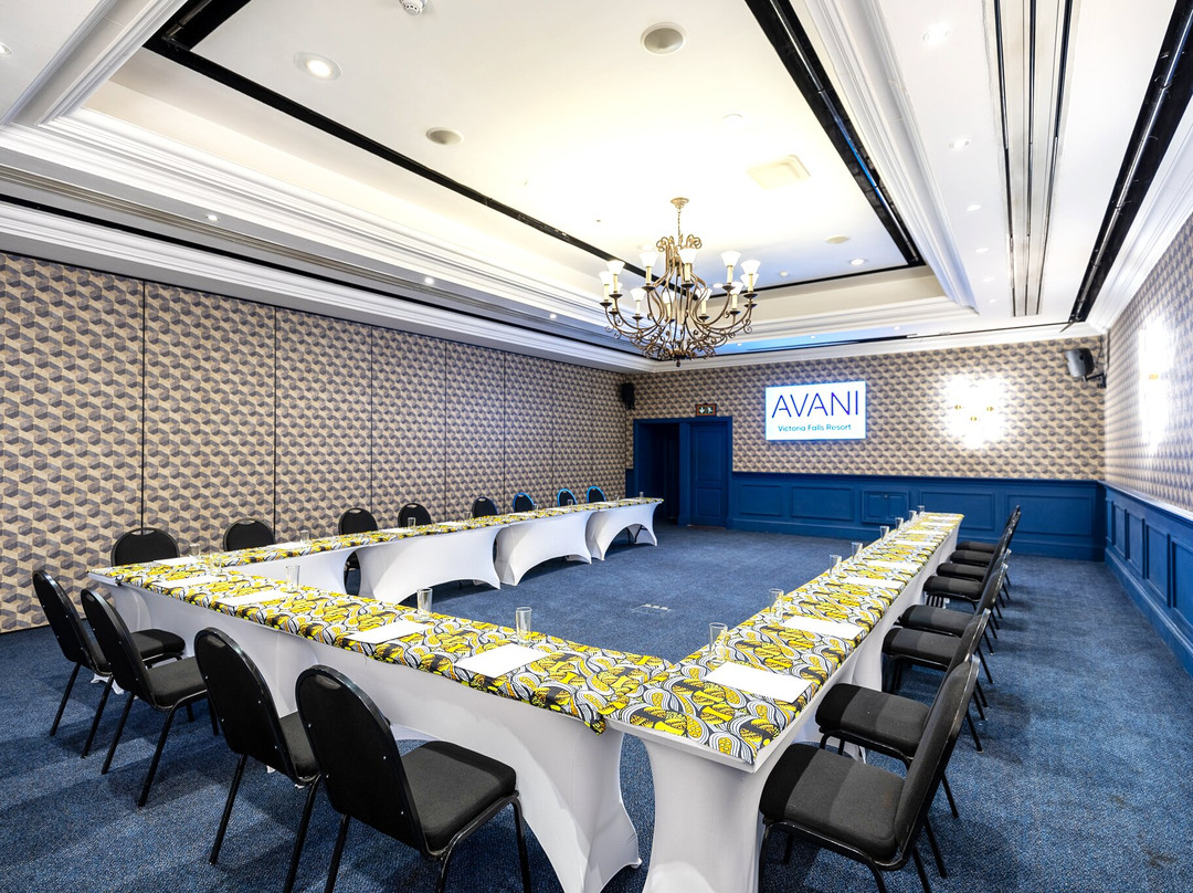 维多利亚瀑布安凡尼度假酒店主图