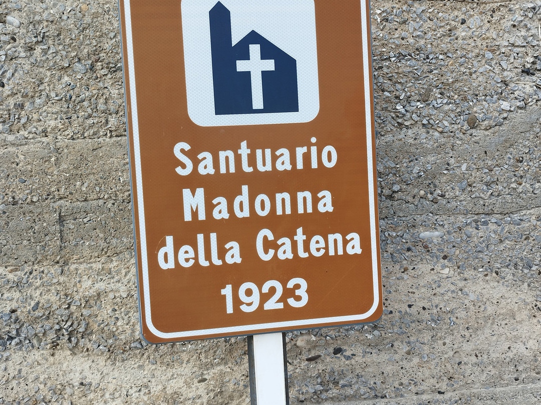 Santuario Maria SS. della Catena-Castel di Tusa必去景点