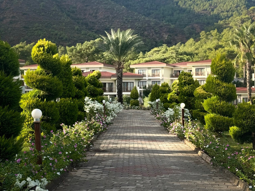 Blue Port AVM-马尔马里斯必去景点