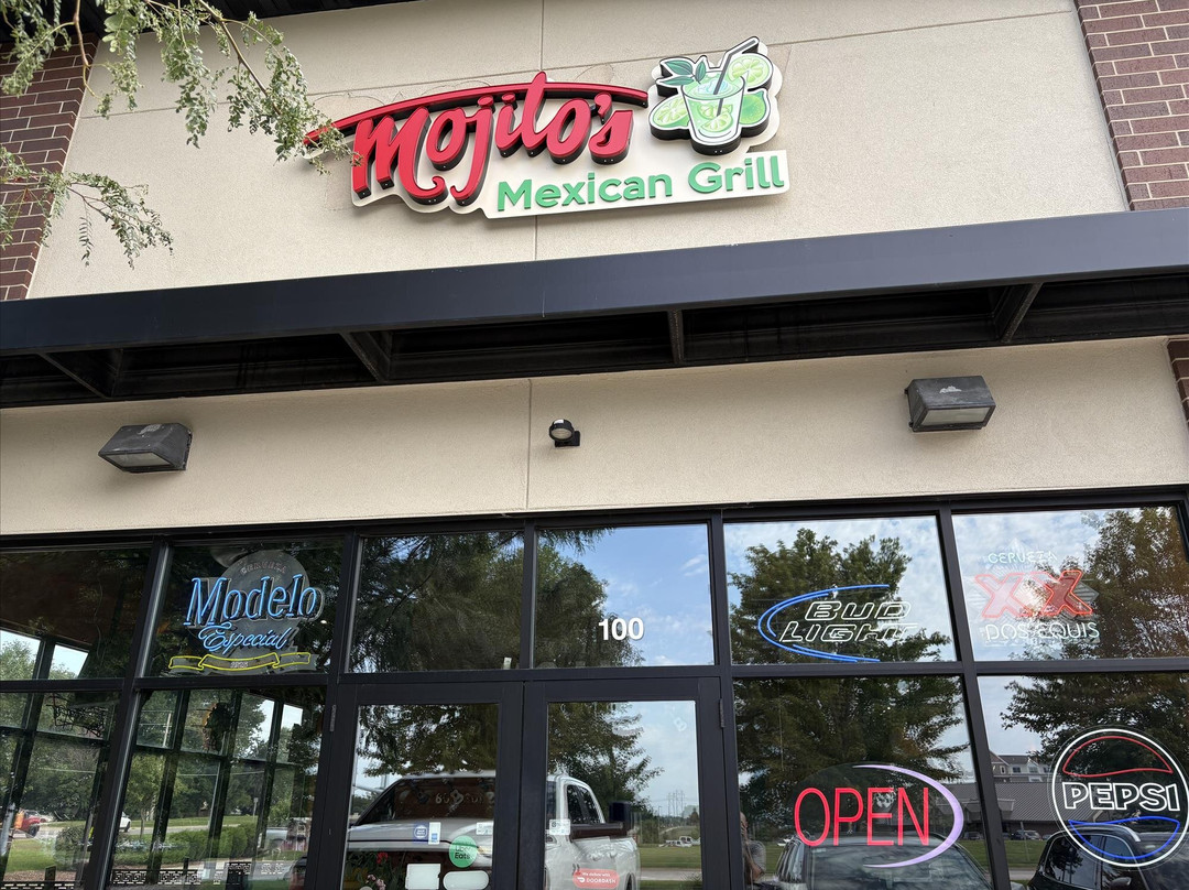 Mojito's Mexican Grill - Parkway