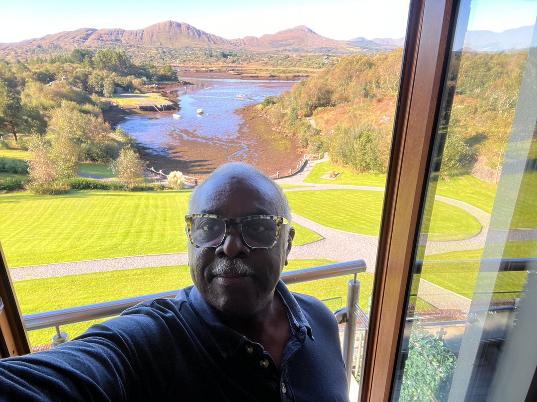 斯尼姆酒店主图