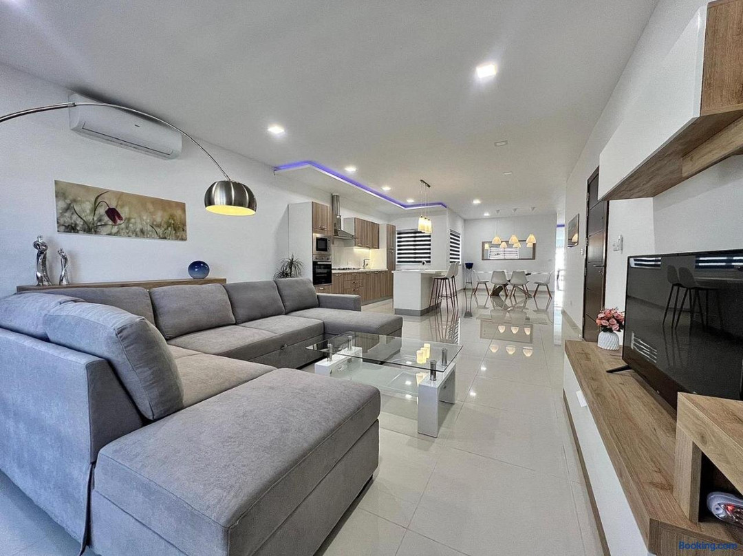 Carousel Apartments