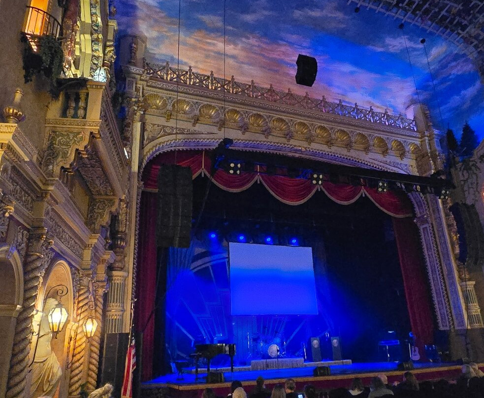 The Paramount Theatre Centre And Ballroom-安德森必去景点