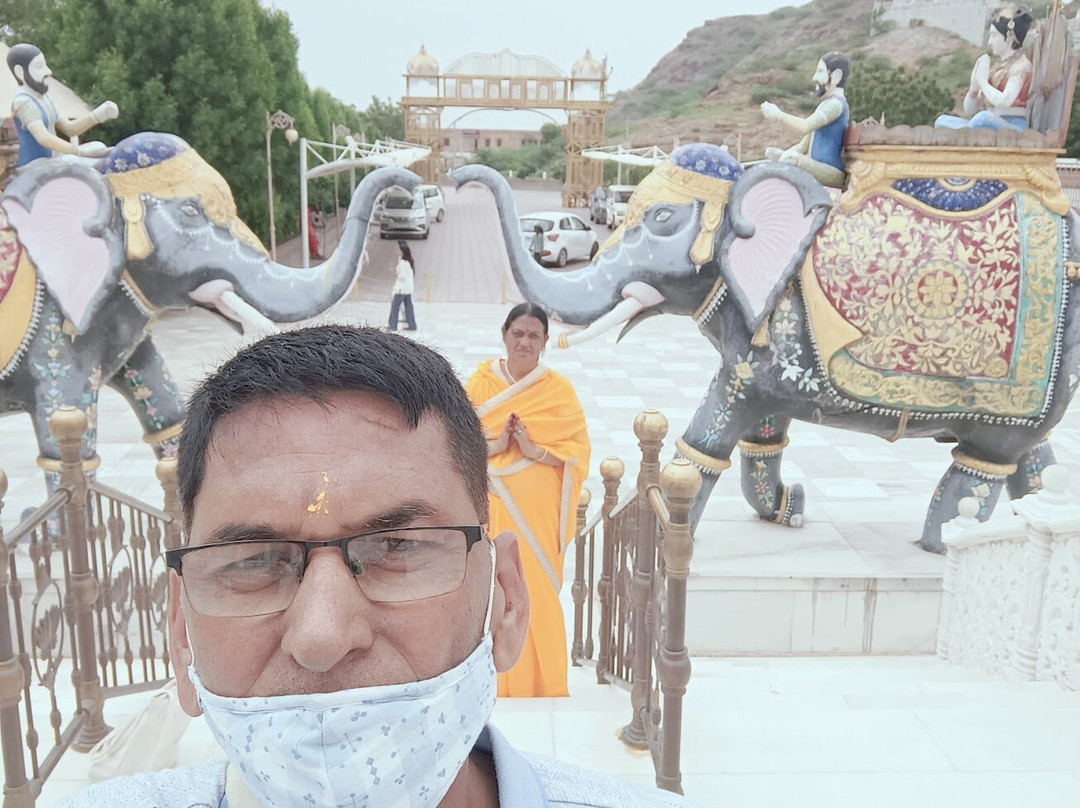 Shri Nakoda Jain Temple-Barmer必去景点