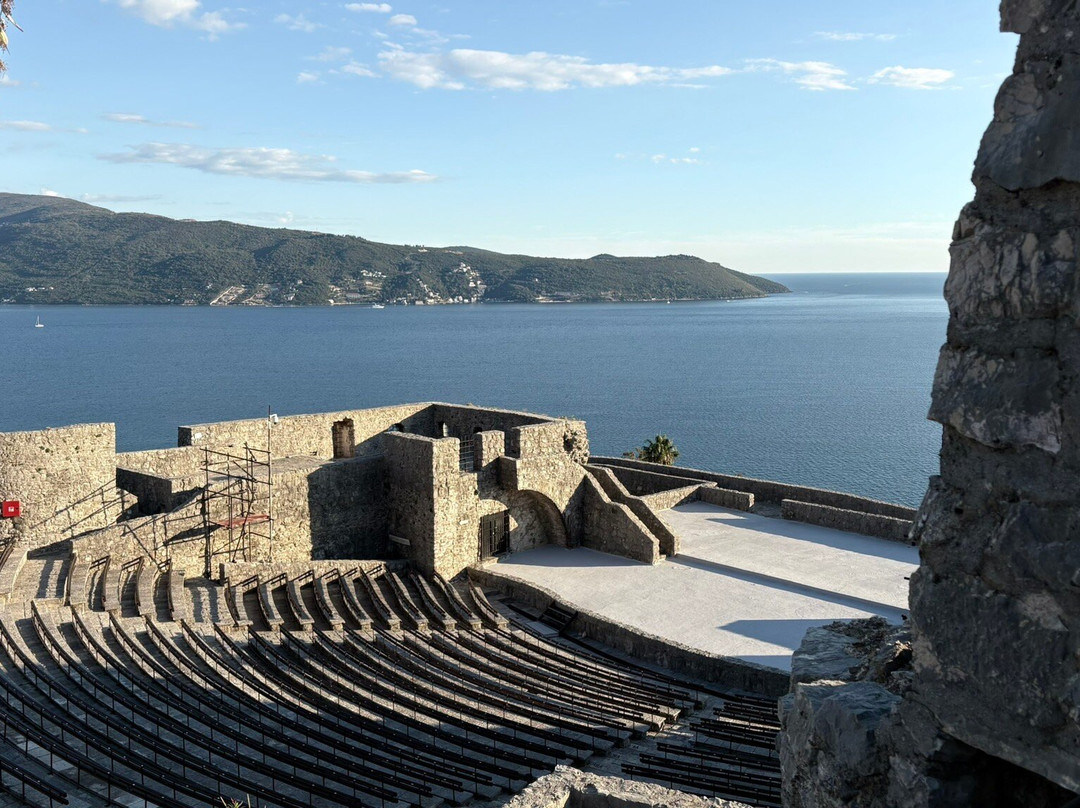 Kanli Kula Fortress-赫尔采格诺维必去景点