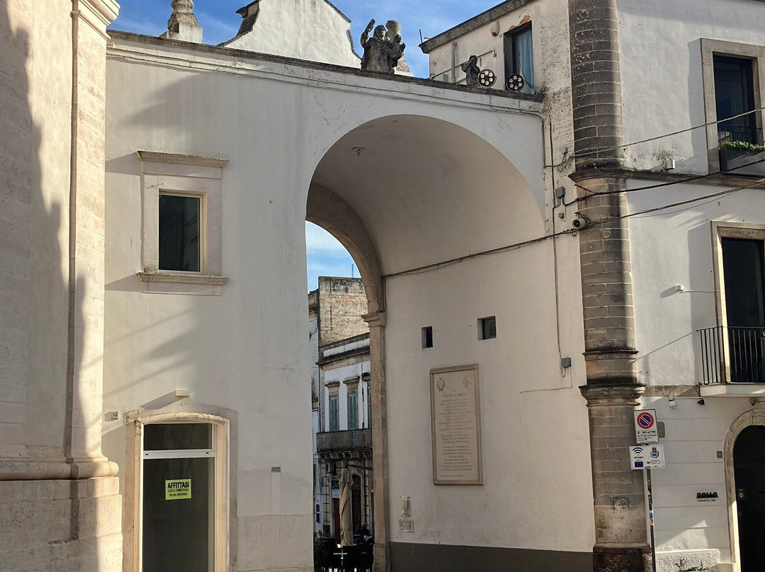 Porta di Santo Stefano-马丁纳弗兰卡必去景点