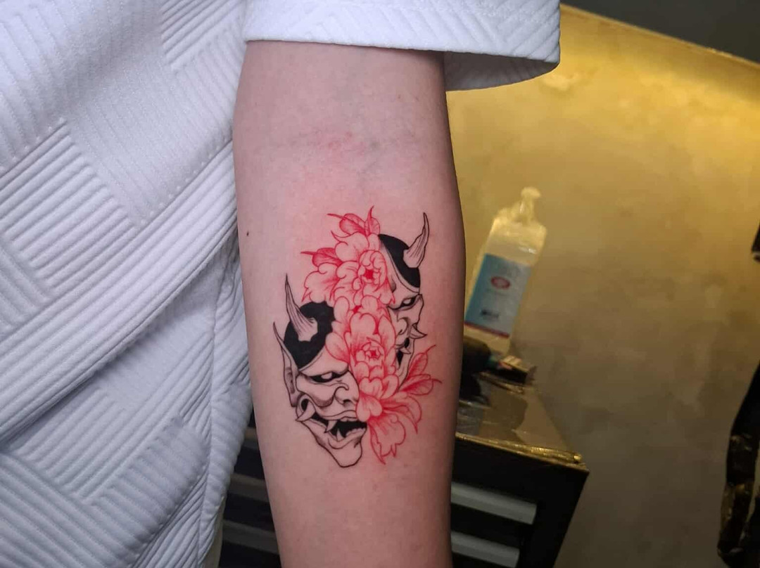 Inkubus Tattoo Studio By Efren Papa-安吉利斯必去景点