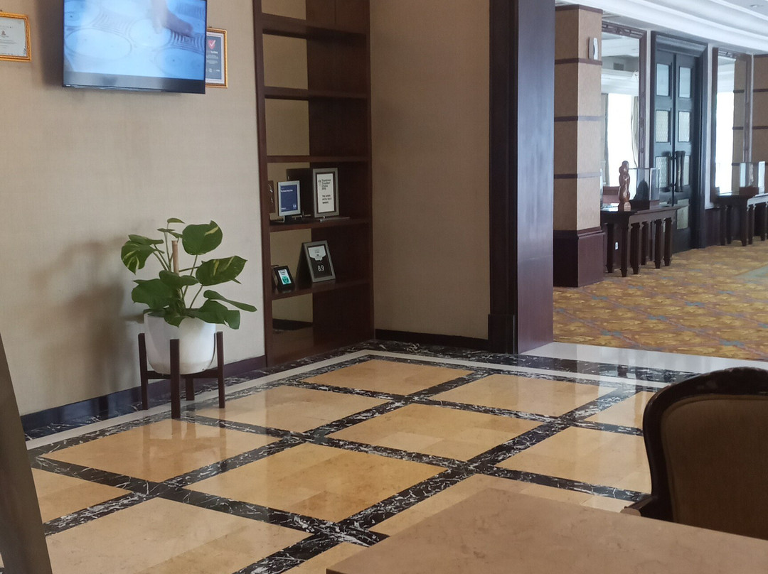 桑南索罗酒店主图