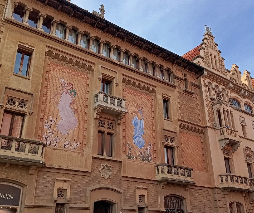 Plaça Major-维克必去景点