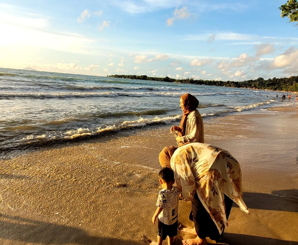 Avery Coconut Island Waterpark Resort