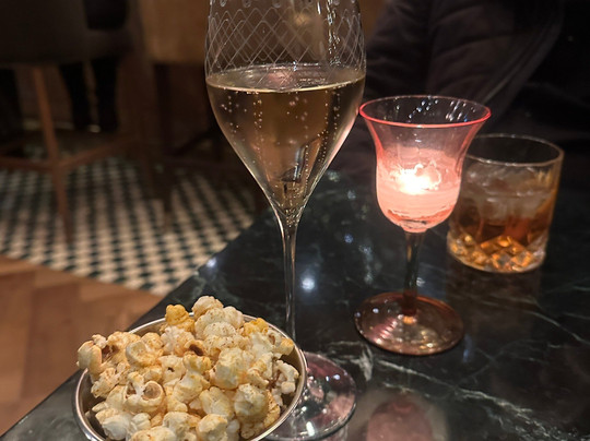 Johnny's Bar and Parlour