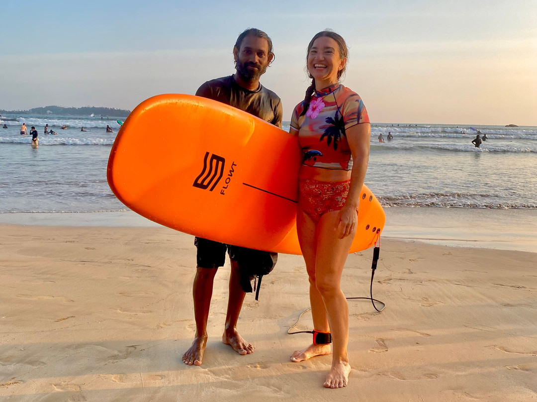 Lucky's Surf School & Surf Camp-瓦勒迦玛必去景点