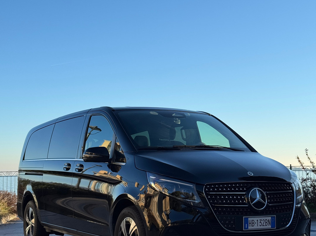 Lake Garda Transfers-加尔多内里维耶拉必去景点