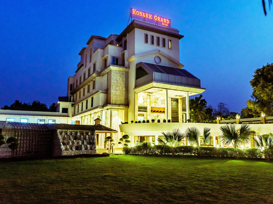 Konark Grand Hotel主图