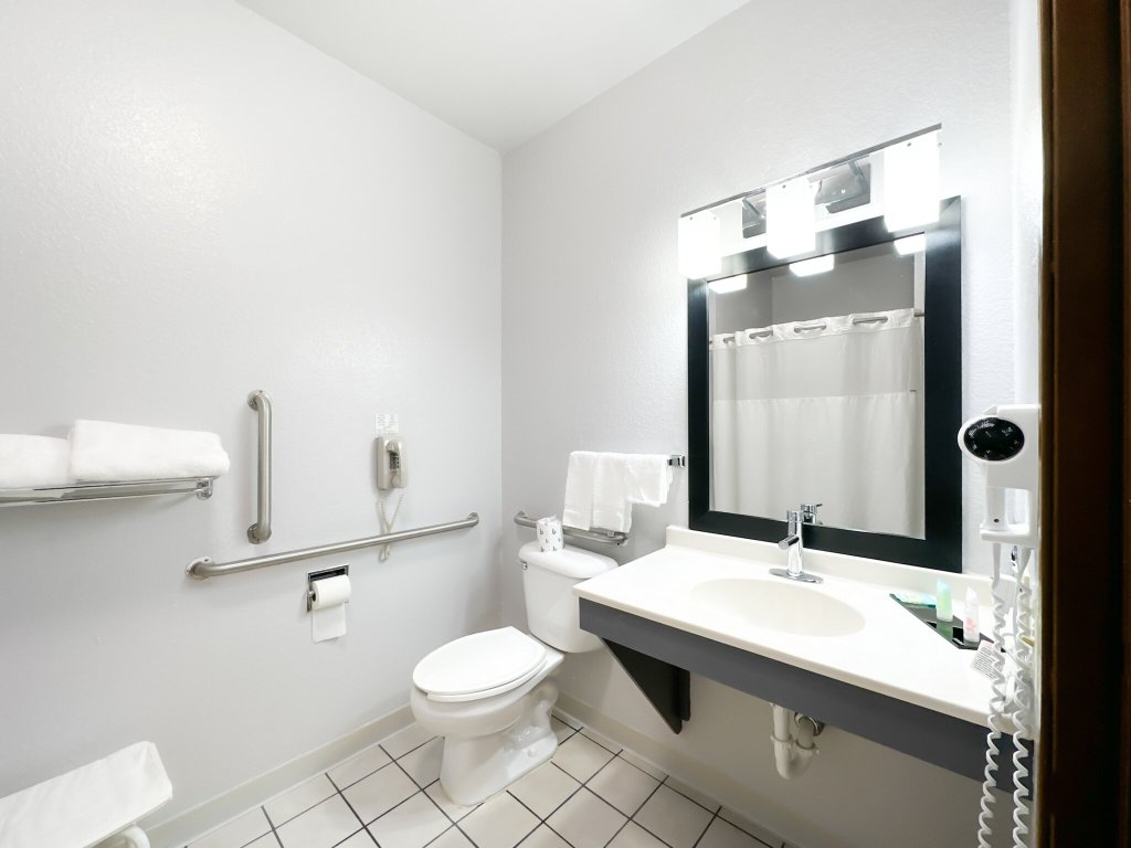 Blaine Town Inn & Suites-浴室