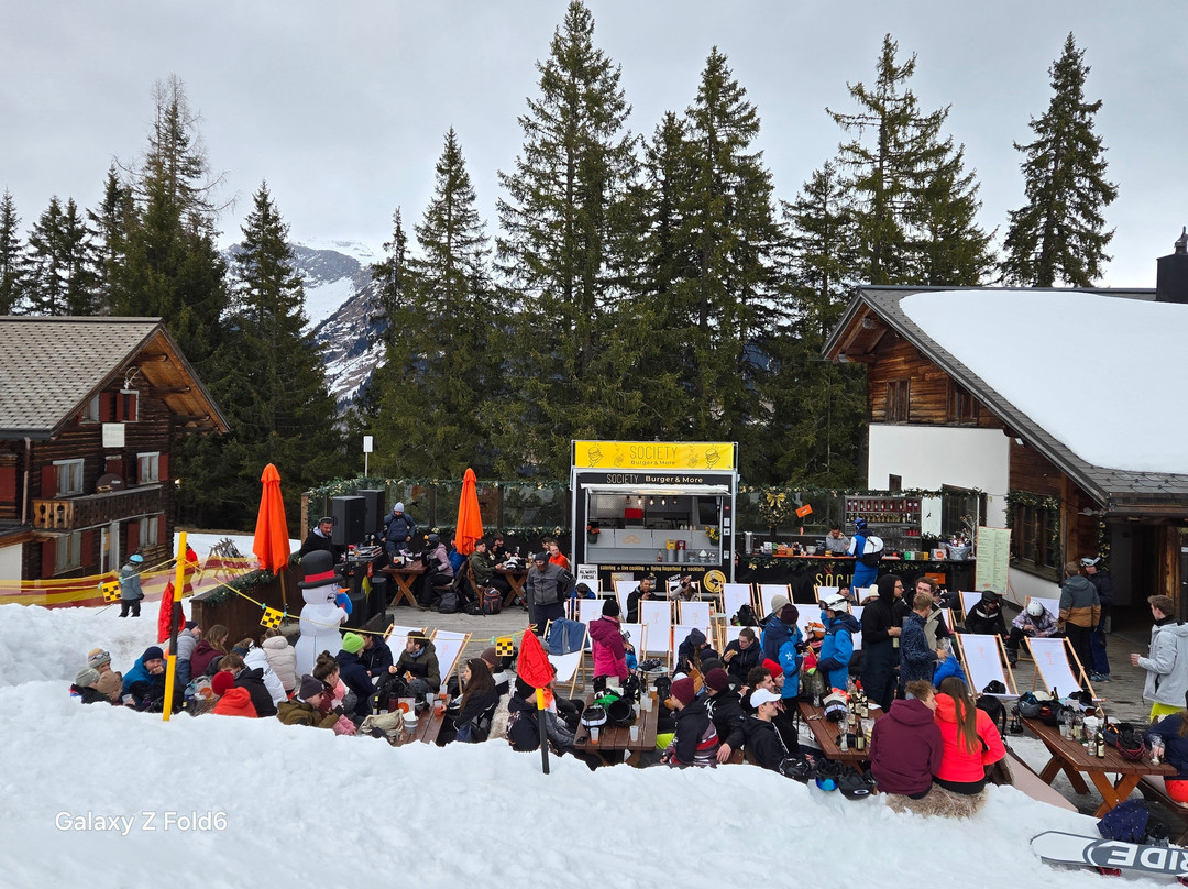 Society Burger & More