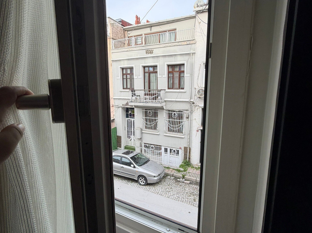 卡特里亚酒店主图