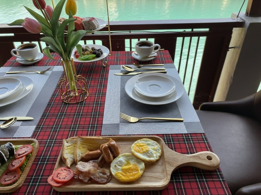 Intimate Riverside Resort