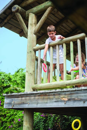 巨浪乐卡诺涅尔酒店主图