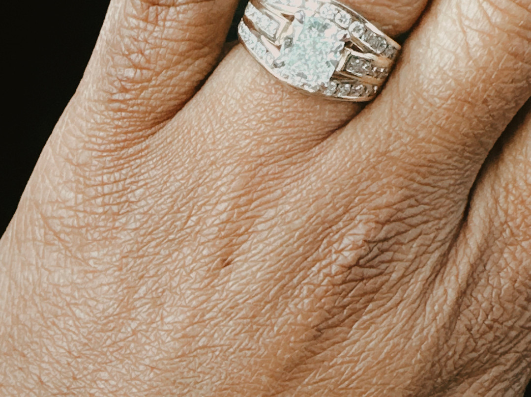 Alpha Jewels-菲利普斯堡必去景点