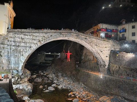Il ponte romano di Pont-Saint-Martin-Pont-Saint-Martin必去景点