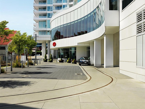 顶峰码头酒店主图