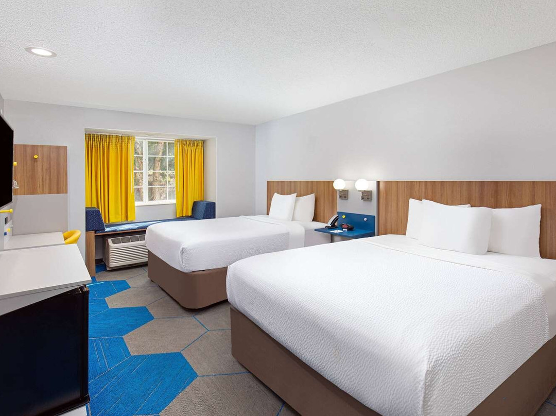 北哥伦布温德姆麦客达套房酒店