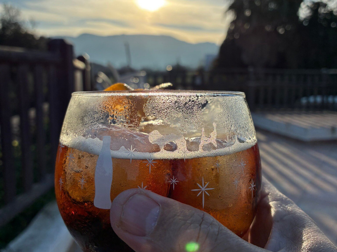 金与光酒店主图