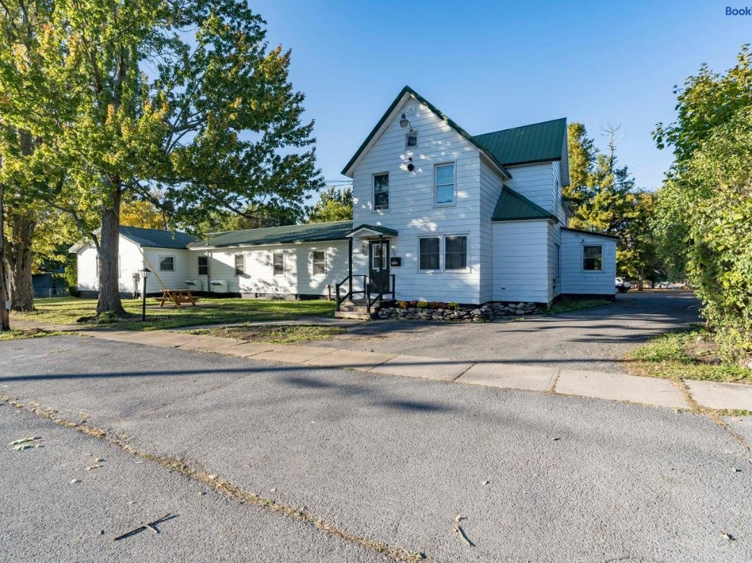 The Pine Street Inn