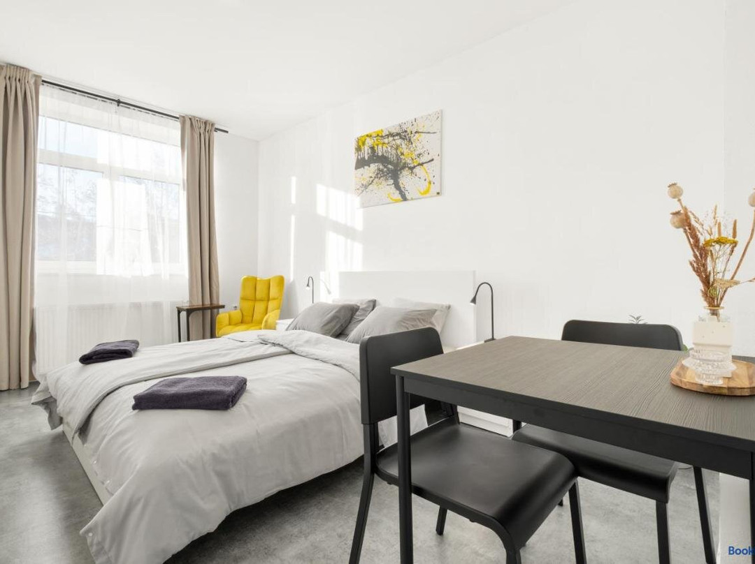 SPECTRA Rooms