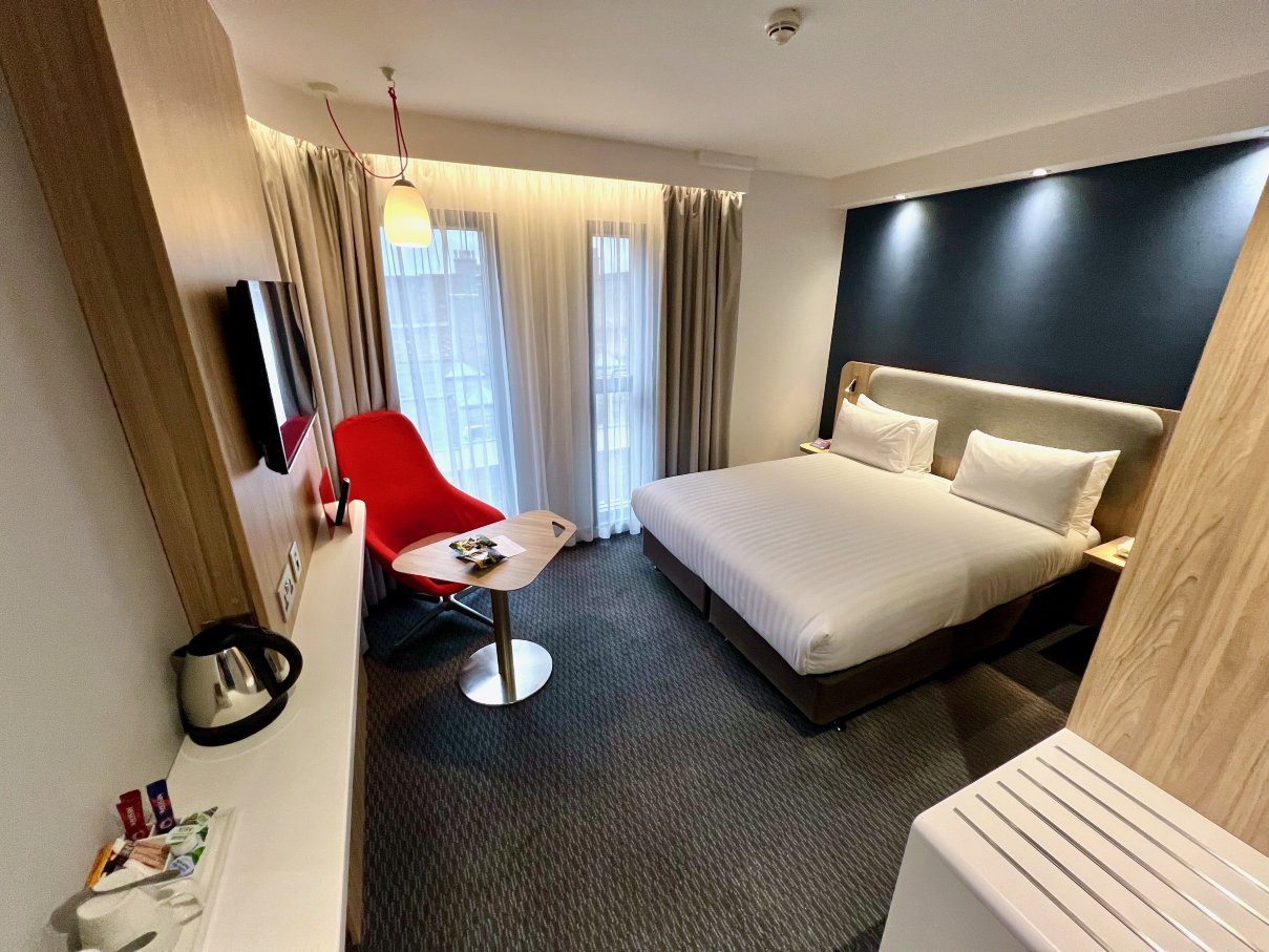 伦敦伊灵智选假日酒店-洲际酒店集团旗下-客卧