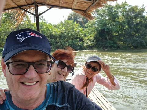 DeeDee Tours-北碧必去景点