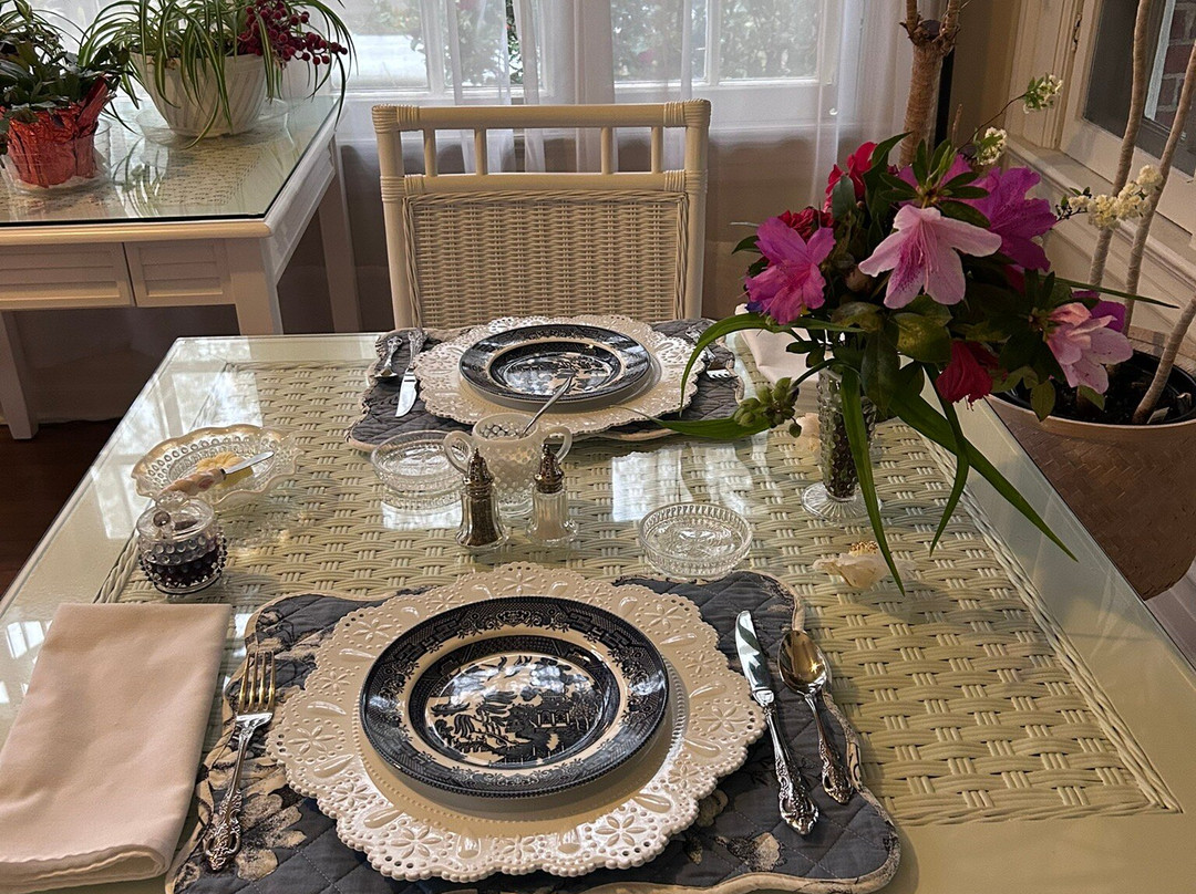 Hillcrest Manor Bed & Breakfast主图