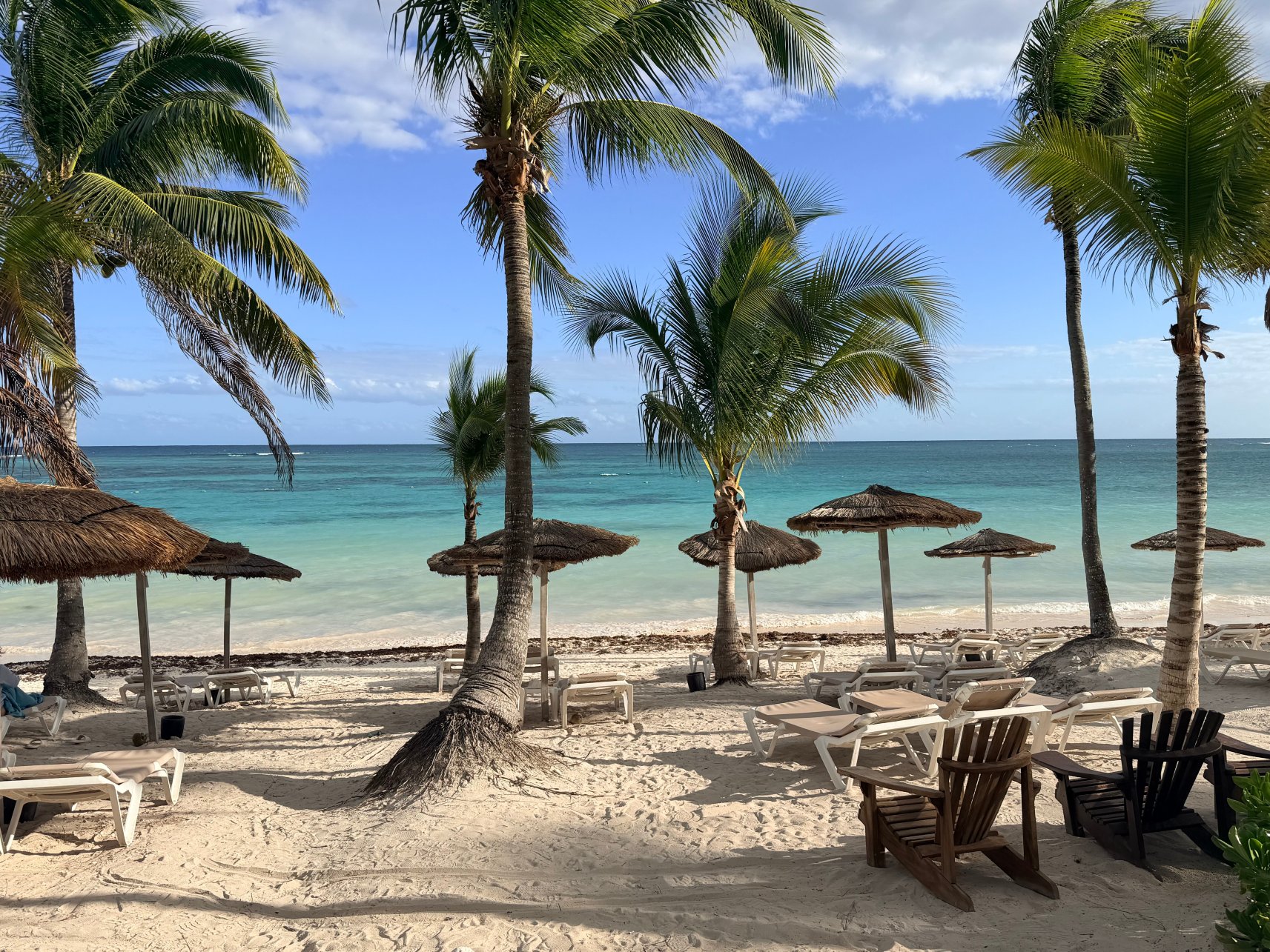 阿库玛尔湾海滩及养生度假村 - 全包式-泳池