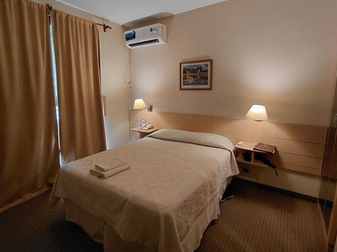 科连特斯广场酒店主图