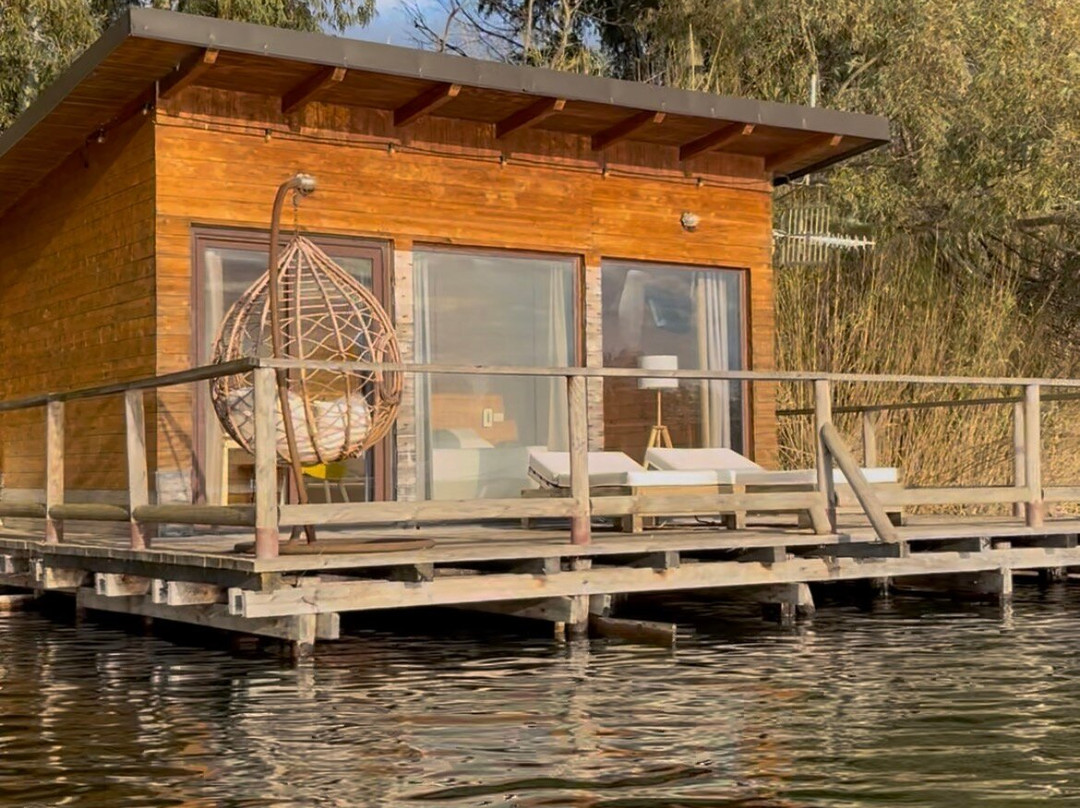 Laghi Nabi-Castel Volturno必去景点