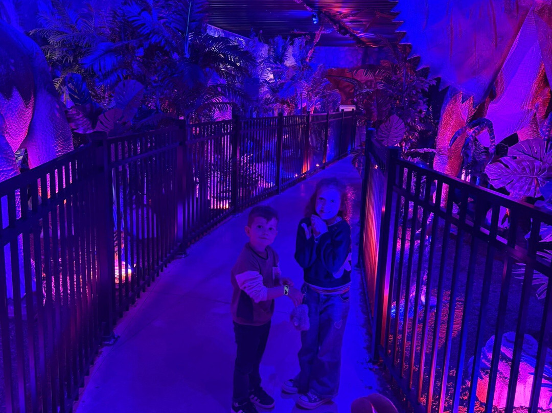 Dinosaur World-Cave City必去景点