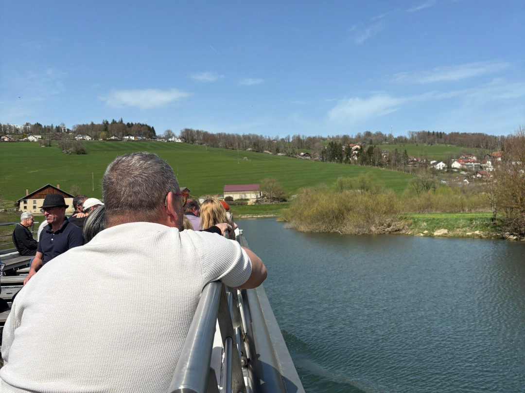 Bateaux du Saut du Doubs-Villers-le-Lac必去景点