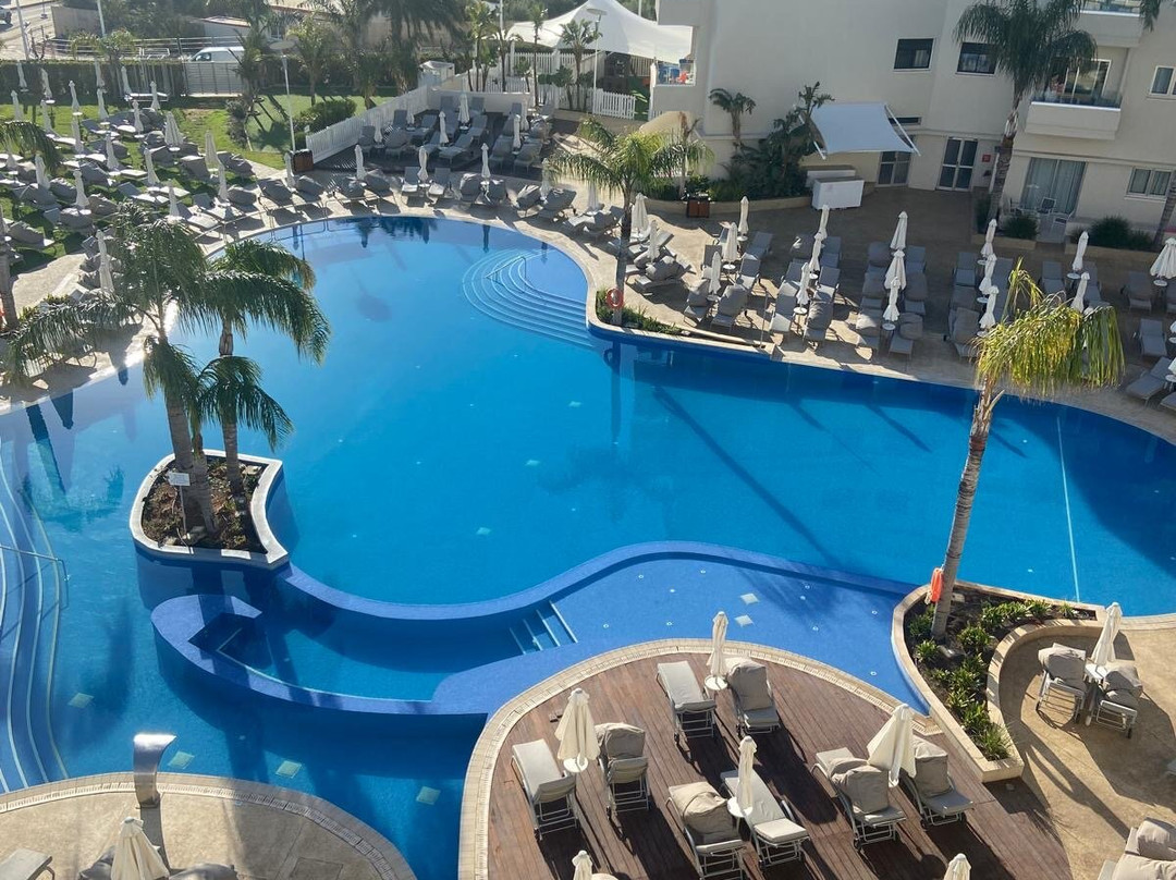 破晓绿洲酒店及水上公园主图